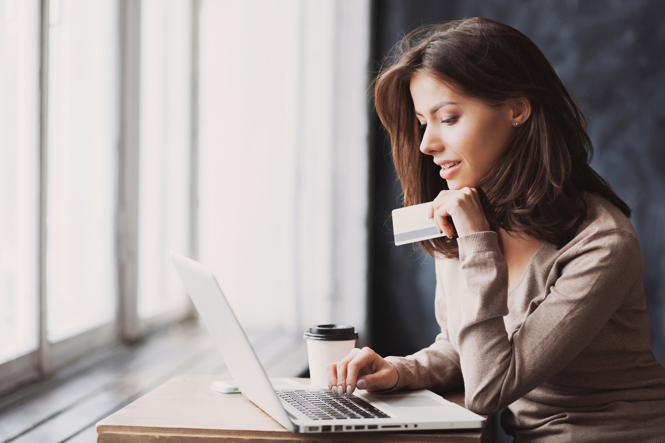 como comprar com segurança online e presencial