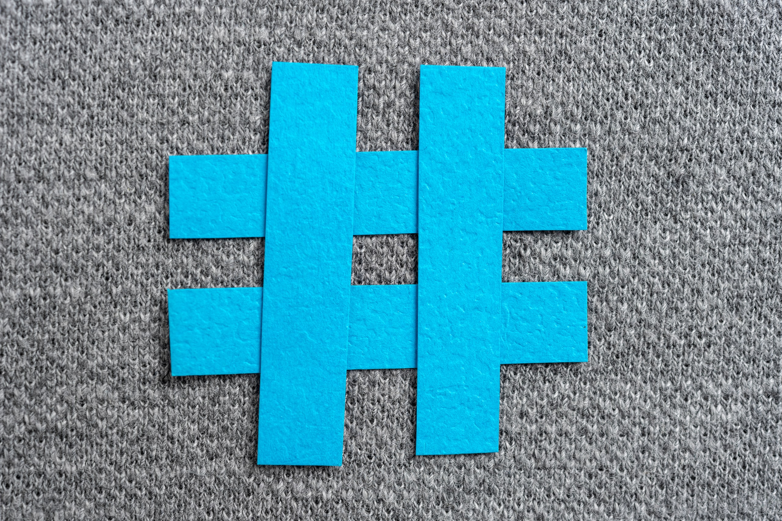 como usar hashtags para impulsionar