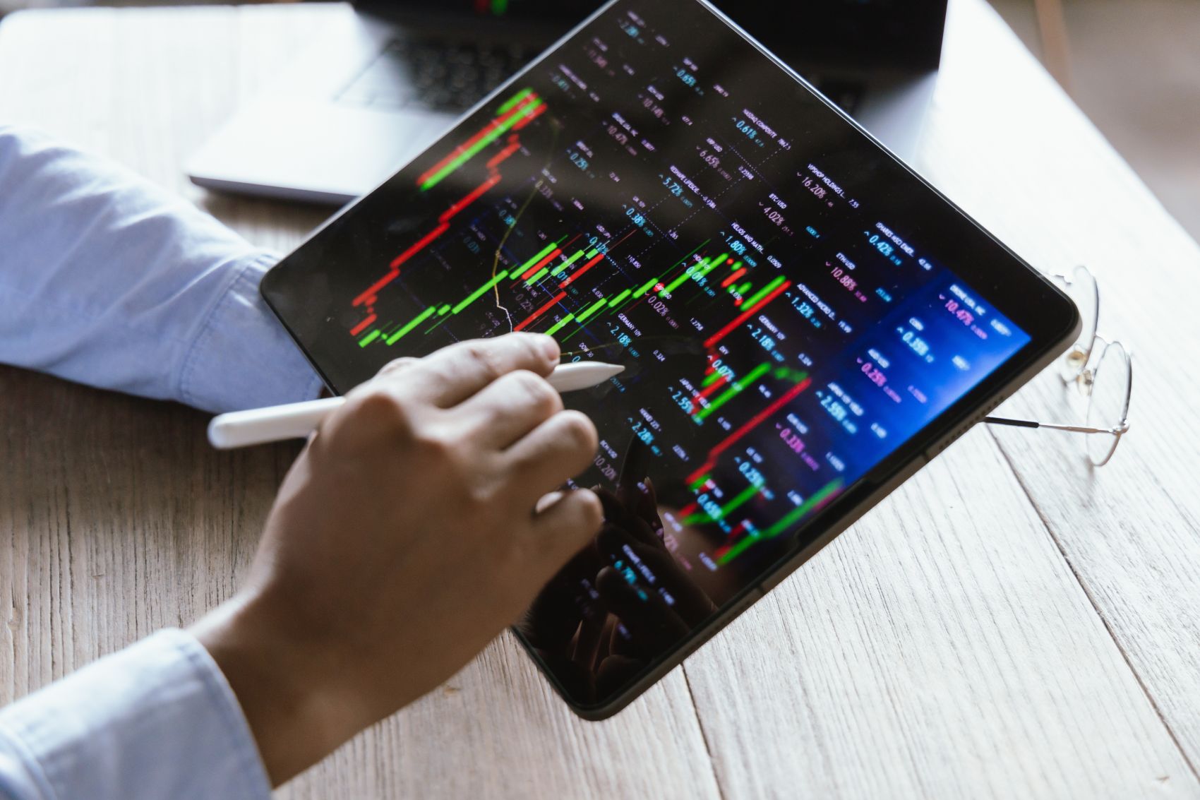 como declarar ações no imposto de renda